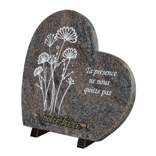 Plaques Granit 27x28cm - Forme Cœur - Gravure Fleurs - Texte "Ta présence ne nous quitte pas" – Image 2